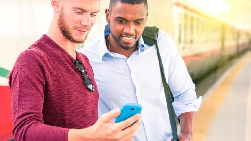 Las mejores aplicaciones para moverse en el transporte público en Santiago