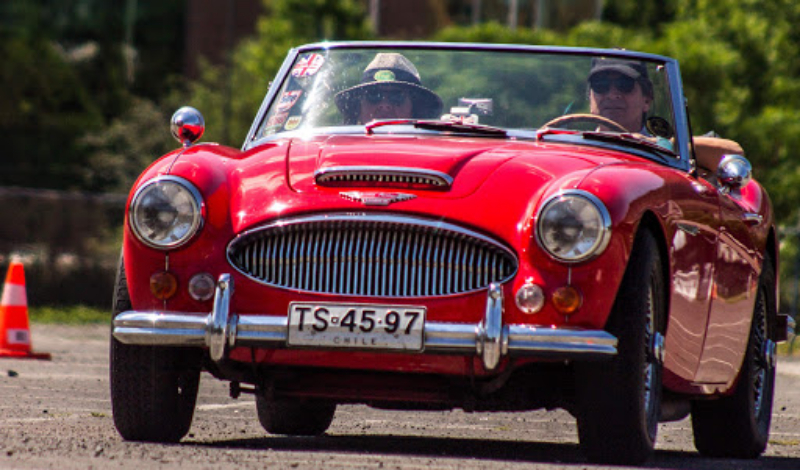 ¿Cómo se hace el cambio de placa de un vehículo clásico o antiguo?