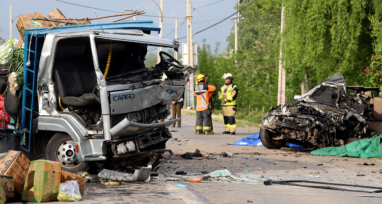 ¿Cuántas personas mueren cada año en Chile por accidente de tránsito?