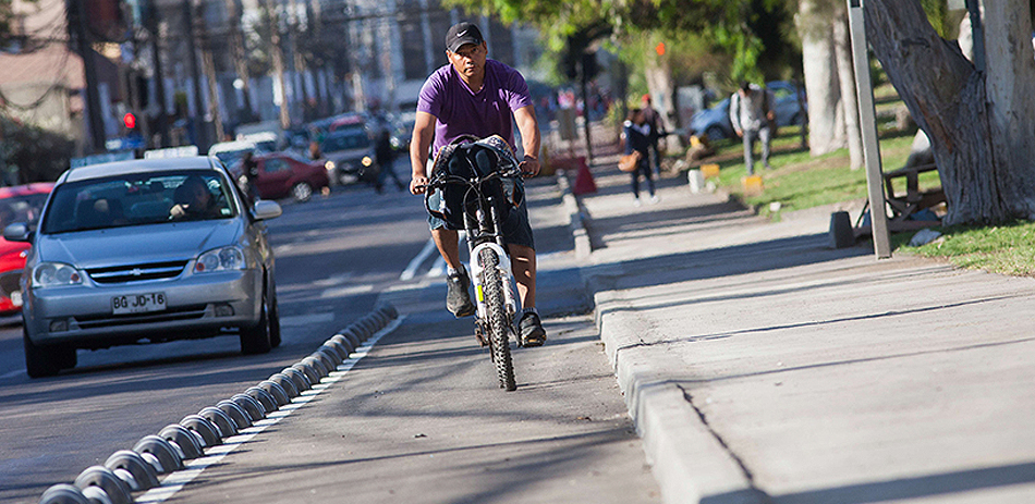Las reglas de tránsito que regulan el uso de las ciclovías