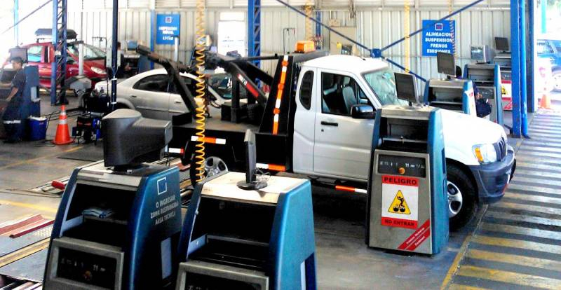 Revisión Técnica 2026: ¿Cuándo le toca a tu auto y cómo reservar hora?